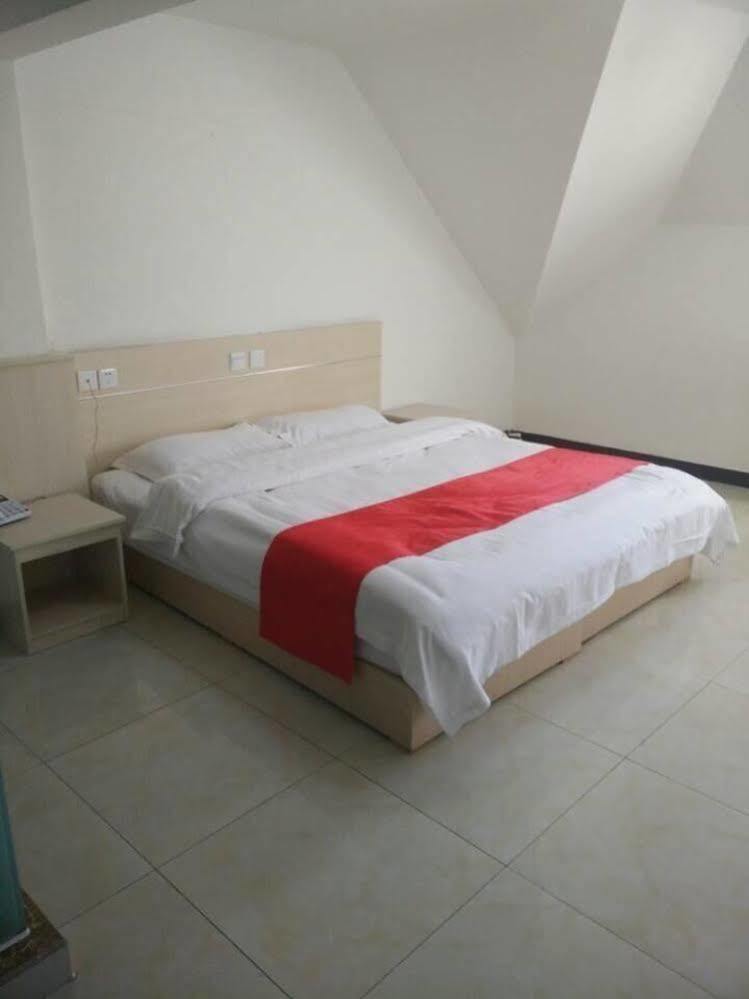 Thank You 99 Inn Haiyang Road Яньтай Экстерьер фото